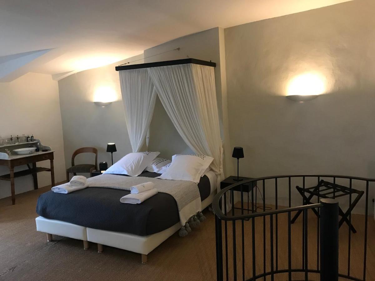 Monte Arena Chambre D'Hotes Montaren-et-Saint-Médiers Εξωτερικό φωτογραφία
